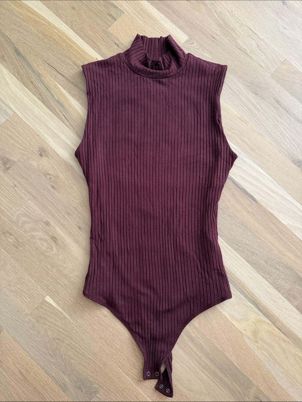 Abercrombie & Fitch Ribbed Mock Neck Bodysuit - Burgundy